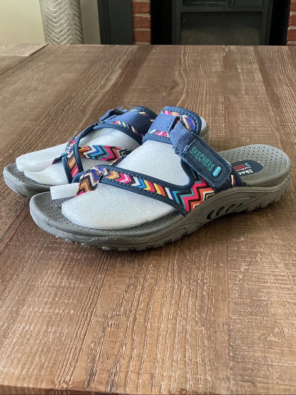 Skechers Womens Reggae Zig Swag Multicolor geometric Zig Zag Pattern Sz 9